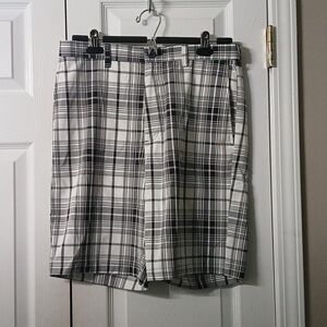 Cool 180 pro black white flat plaid golf casual shorts Sz 32 NWOT